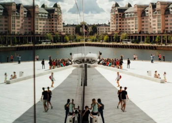 Οι φθηνές και ακριβές ευρωπαϊκές πόλεις για φαγητό και ποτό -Πού είναι «τζάμπα» και πού θέλεις μια περιουσία