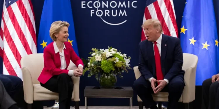 ΕΕ: Ο Τραμπ και η φον ντερ Λάιεν συμφώνησαν να συναντηθούν
