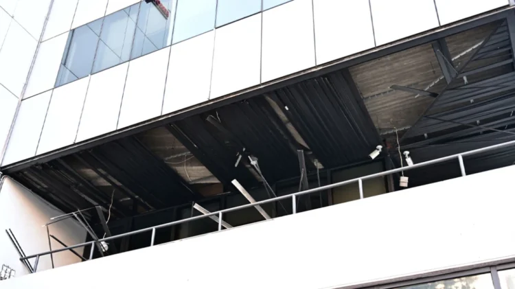 Βόμβα στη Hellenic Train: Πού στρέφονται οι έρευνες της Αντιτρομοκρατικής – Οι ομοιότητες με το «χτύπημα» στο υπουργείο Εργασίας