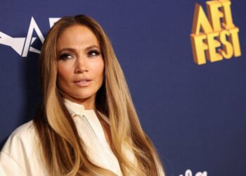 Τζένιφερ Λόπεζ: Δέχτηκε μήνυση επειδή πόσταρε φωτογραφίες της