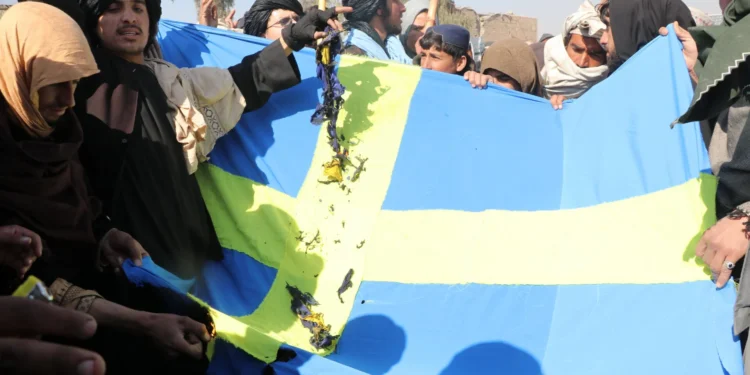 Σουηδία: Οργή για την απόφαση-σκάνδαλο να μην διωχθεί ισλαμιστής που έκαψε το κεφάλι ηλικιωμένου