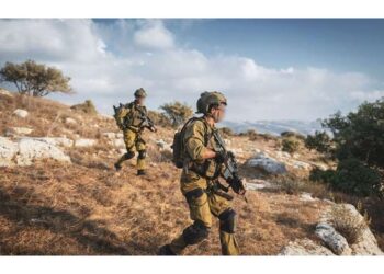 Πυρά Ισραηλινών στρατιωτών εναντίον αντιπροσωπείας ξένων διπλωματών στη Δυτική Όχθη