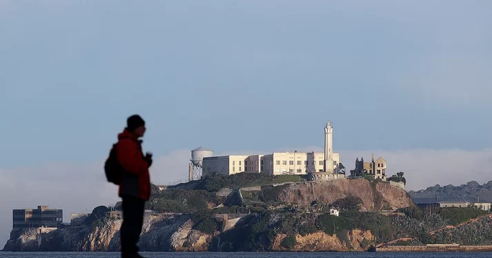 Αλκατράζ: Ο Τραμπ διέταξε τις ομοσπονδιακές υπηρεσίες να ανοίξουν εκ νέου τη φυλακή του Αλκατράζ