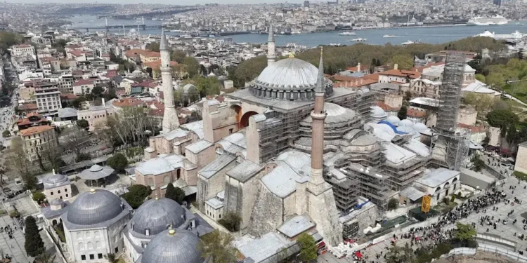 Ευθύμιος Λέκκας για Κωνσταντινούπολη: Περιμένουμε σεισμό 7,8 Ρίχτερ τα επόμενα δύο χρόνια – Θα ισοπεδώσει το 33% των κτιρίων