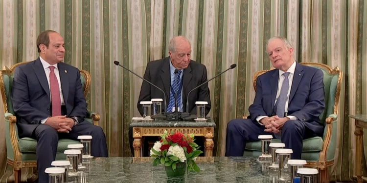 Στην Ελλάδα  ο Αλ Σίσι: «Φίλος ο ελληνικός λαός» –  «Υπόδειγμα για το διεθνές στερέωμα οι σχέσεις μας» είπε ο Τασούλας