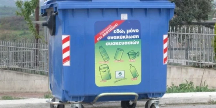 Αττική: Πέταξε κατά λάθος 20.000€ στον κάδο: Η απίστευτη ιστορία ηλικιωμένου και τίμιου άνδρα