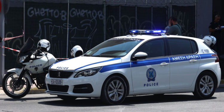 Σπείρα «μαϊμού» λογιστών εξαπατούσαν γιατρούς και ηλικιωμένες -Μέσα σε 9 μήνες έβγαλαν 630.000 ευρώ.