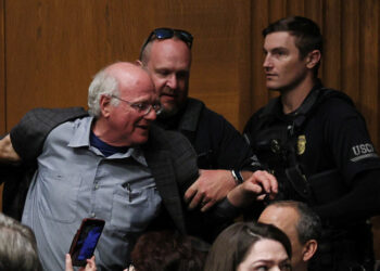 Συνελήφθη ο συνιδρυτής της Ben & Jerry’s για παρέμβαση στη Γερουσία υπέρ της Γάζας