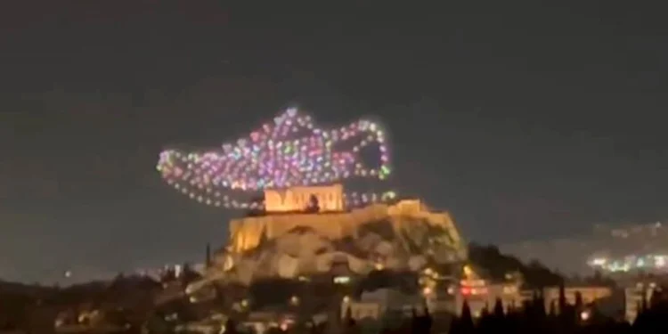 Υπουργείο Πολιτισμού για το drone show με φόντο την Ακρόπολη: Προβαίνουμε σε μηνύσεις κατά παντός υπευθύνου