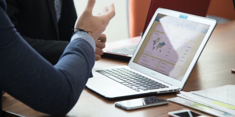 ΔΥΠΑ: Αναρτήθηκαν τα αποτελέσματα για το πρόγραμμα επιχειρηματικότητας, με επιδότηση 17.000 ευρώ