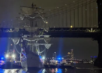 Νέα Υόρκη: Δύο νεκροί από την πρόσκρουση ιστιοφόρου στη γέφυρα του Μπρούκλιν – 19 τραυματίες, οι δύο σοβαρά