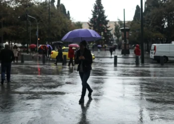 Έρχονται ισχυρές βροχές και καταιγίδες – Πότε βελτιώνεται ο καιρός