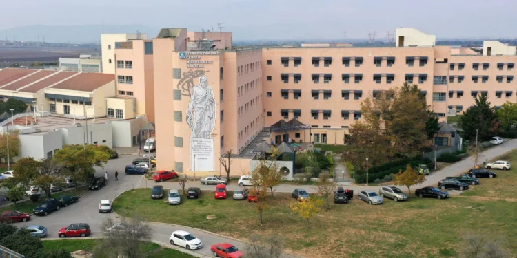 Βόλος: 4χρονη υπέστη εγκαύματα από καυτό νερό σε παιδικό σταθμό – Μεταφέρεται στο νοσοκομείο Λάρισας