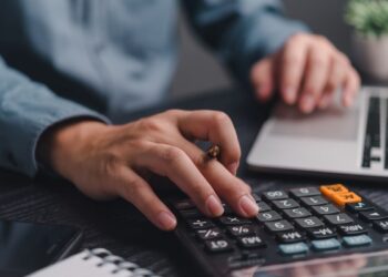 Λογιστής εξαπάτησε 4.000 Ρομά σε όλη την Ελλάδα – Πάνω από 3 εκατ. η ζημιά