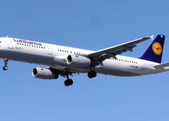 Πτήση της Lufthansa έμεινε χωρίς πιλότο για 10 λεπτά – Ο συγκυβερνήτης λιποθύμησε ενώ ο πιλότος ήταν στην τουαλέτα