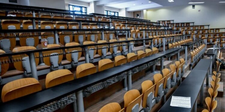 Ξεκινούν οι αιτήσεις για χορήγηση κατ’ εξαίρεση μετεγγραφών/μετακινήσεων φοιτητών -Η τελική προθεσμία