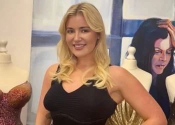 «Με έκαναν να νιώσω σαν να είμαι πόρνη», λέει η Μις Αγγλία για τους διοργανωτές καλλιστείων στην Ινδία