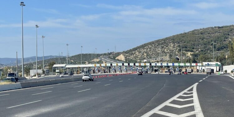 Ξεκίνησαν τα ηλεκτρονικά μπλόκα στα διόδια της Ολυμπίας Οδού