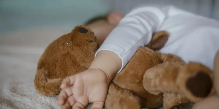 Νεκρό 5χρονο αγόρι στον Βόλο: Το μετέφεραν οι γονείς του στο νοσοκομείο χωρίς τις αισθήσεις του