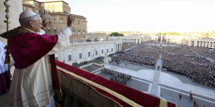 Τι μισθό παίρνει ο Πάπας – Πόσο θα αμείβεται ο Λέων ΙΔ’