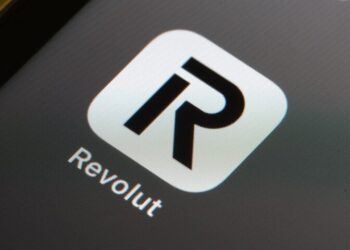 Revolut εναντίον τραπεζών – Δυναμική επέκταση στη στεγαστική πίστη