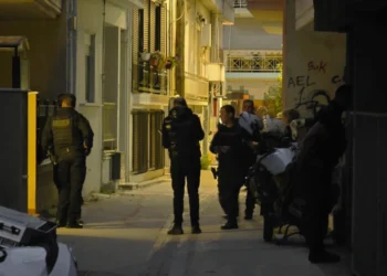 Γυναίκα βρέθηκε δολοφονημένη στη Λάρισα – Έχει συλληφθεί ο γιος της και ένας ανιψιός της