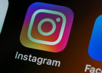 Έρχεται χρέωση 13 ευρώ το μήνα σε Instagram και Facebook