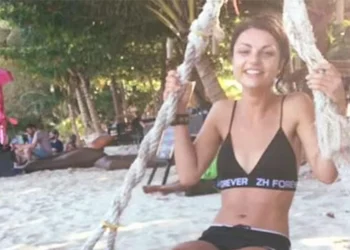 Τουρίστρια έγινε φίλη με άστεγο και τη λήστεψαν – Την άφησαν να πεθάνει κάτω από γέφυρα