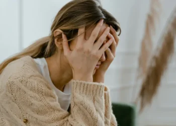 Βόλος: 38χρονη ανακάλυψε πως ο σύζυγός της διακινούσε γυμνές φωτογραφίες της