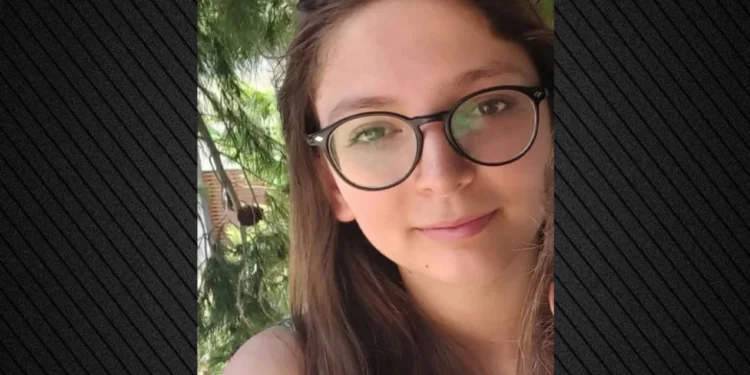 Εξαφάνιση 16χρονης στα Πετράλωνα – «Έφυγε για μια βόλτα με την παρέα της και δεν ξαναγύρισε»