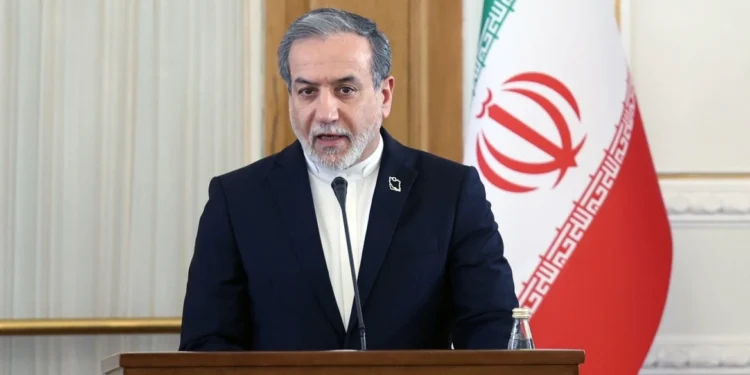 ΥΠΕΞ Ιράν: «Αιώνιες συνέπειες θα έχουν τα σημερινά αμερικανικά πλήγματα»