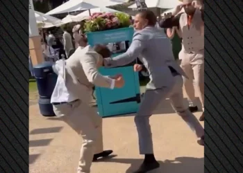 Άγριο ξύλο στις ιπποδρομίες του Άσκοτ: Φόρεσαν τα καλά τους και… άρχισαν τις γροθιές μπροστά στους αποσβολωμένους θεατές – Δείτε βίντεο