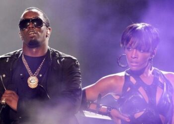 Σοκάρει η πρώην του «Diddy» «Πάρε αυτό το γα@@@νο χάπι, δεν θα μου χαλάσεις τη γα@@@νη νύχτα»