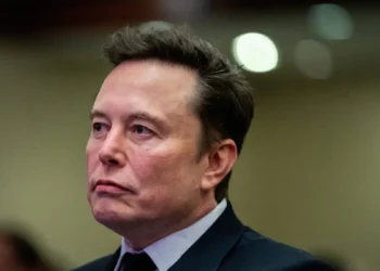 Ρωσικά ΜΜΕ: Ο Έλον Μασκ ζήτησε πολιτικό άσυλο από τη Ρωσία