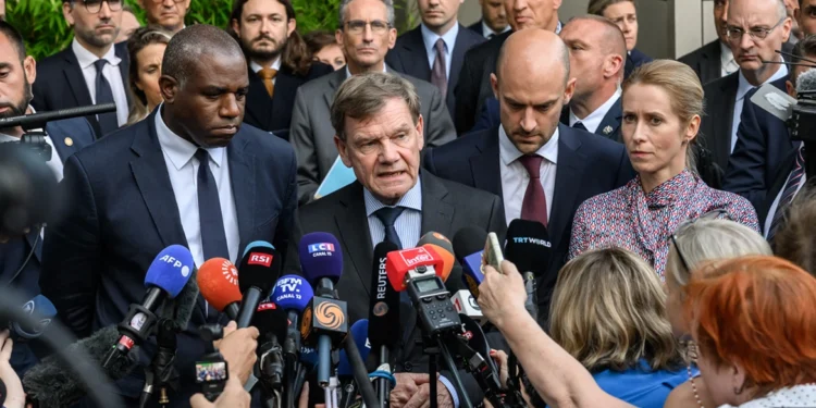 «Έχουμε ξεκαθαρίσει ότι το Ιράν δεν μπορεί να έχει πυρηνικά όπλα» το μήνυμα των Ευρωπαίων στον Ιρανό ΥΠΕΞ