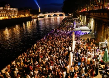 Πάνω από 140 επιθέσεις με σύριγγες σε όλη τη Γαλλία σε μουσικά φεστιβάλ – Ανήλικα πολλά από τα θύματα