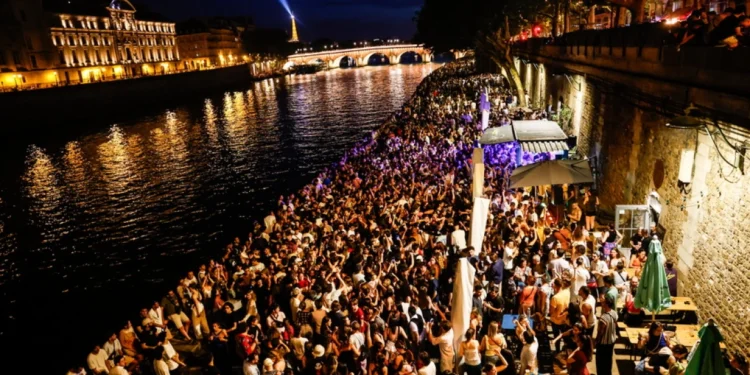 Πάνω από 140 επιθέσεις με σύριγγες σε όλη τη Γαλλία σε μουσικά φεστιβάλ – Ανήλικα πολλά από τα θύματα