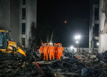 Ινδία: Πληροφορίες ότι βρέθηκε το μαύρο κουτί της καταραμένης πτήσης της Air India