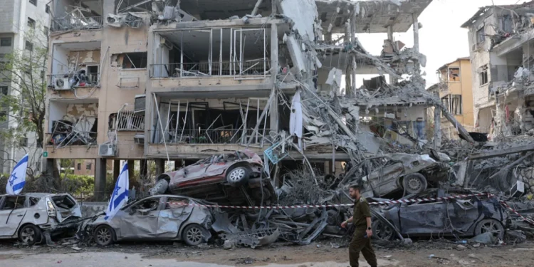 Κόλαση στη Μέση Ανατολή: Τρεις νεκροί από την επίθεση του Ιράν στο Ισραήλ και πάνω από 60 τραυματίες