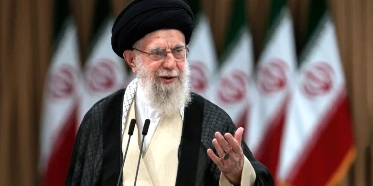 Εμείς, ο πόλεμος και οι Τούρκοι: Τι θα αλλάξει στα γεωπολιτικά για την Ελλάδα αν πέσει ο Χαμενεΐ