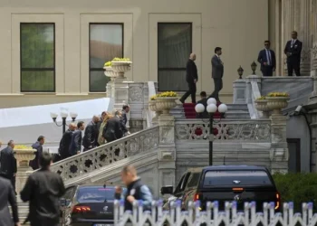 Ουκρανία – Ρωσία: “Παζάρια” για την κατάπαυση του πυρός, συμφώνησαν σε νέα ανταλλαγή κρατουμένων