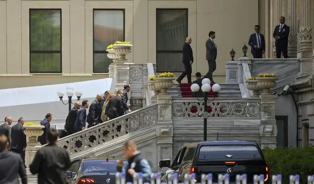 Ουκρανία – Ρωσία: “Παζάρια” για την κατάπαυση του πυρός, συμφώνησαν σε νέα ανταλλαγή κρατουμένων