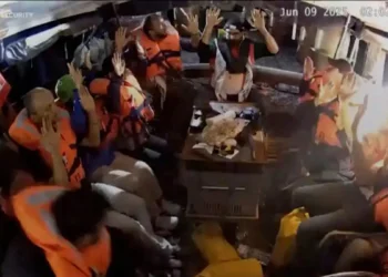 Madleen: Το Ισραήλ ετοιμάζεται να απελάσει τους 12 ακτιβιστές που συνέλαβε