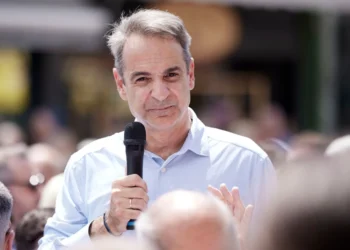 Μητσοτάκης από Βελεστίνο: Το 2026 θα στρέψουμε την προσοχή μας σε αυτούς που έχουν δοκιμαστεί περισσότερο