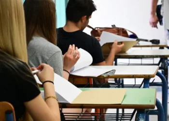 Πανελλήνιες 2025 – ΕΠΑΛ: Τα θέματα σε Ανατομία, ΑΟΘ, Δίκτυα Υπολογιστών και Αρχές Βιολογικής Γεωργίας