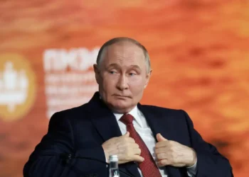 Ο Αλί Χαμενεΐ ζητά βοήθεια με επιστολή του προς τον Βλαντίμιρ Πούτιν