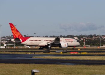 Boeing της Air India επέστρεψε στο Χονγκ Κονγκ λόγω «τεχνικού προβλήματος»
