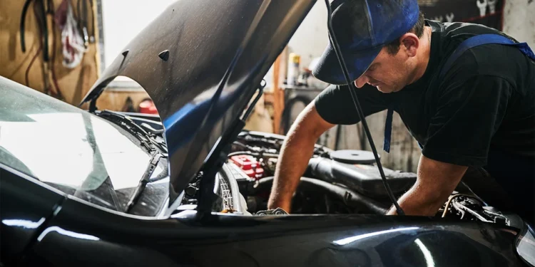 Από 1η Ιουλίου το ψηφιακό πελατολόγιο: Έντονες αντιδράσεις από τα συνεργεία αυτοκινήτων, στο τραπέζι απεργία διαρκείας