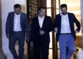 Σαν σήμερα πριν 10 χρόνια ο Τσίπρας ανακοίνωσε το δημοψήφισμα – Ο πανικός στους πολίτες, τα capital controls και το «όχι» που έγινε «ναι»