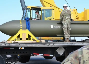 Έχουν οι ΗΠΑ βόμβα που μπορεί να καταστρέψει τις βαθιά θαμμένες πυρηνικές εγκαταστάσεις του Ιράν;